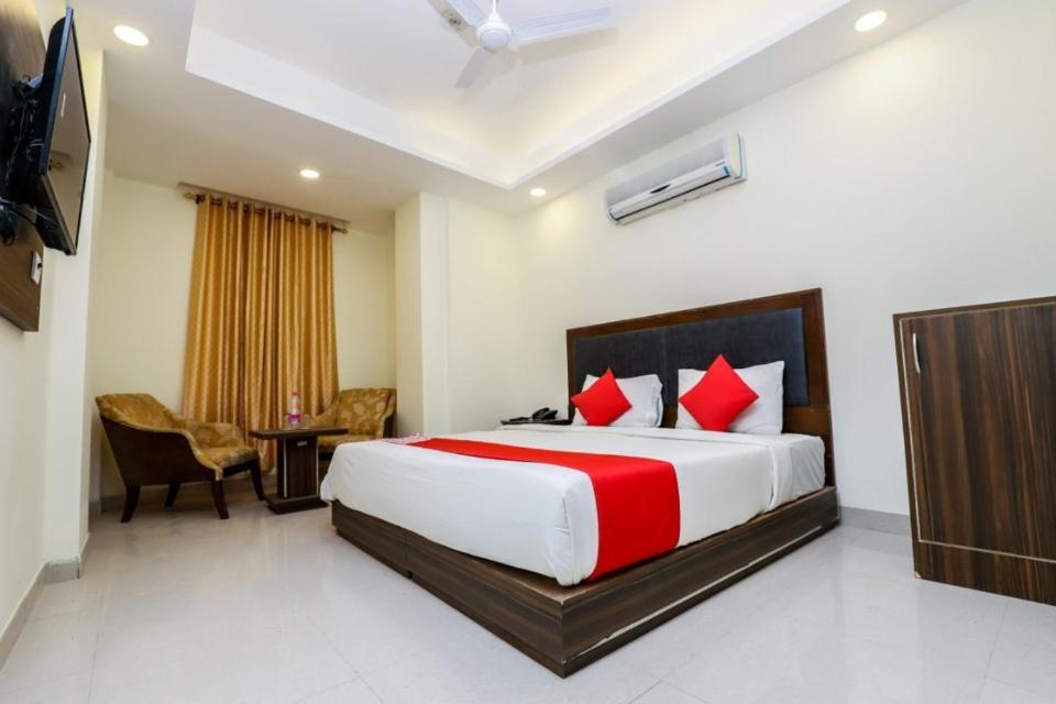 Feminine Nest Hostel New Delhi